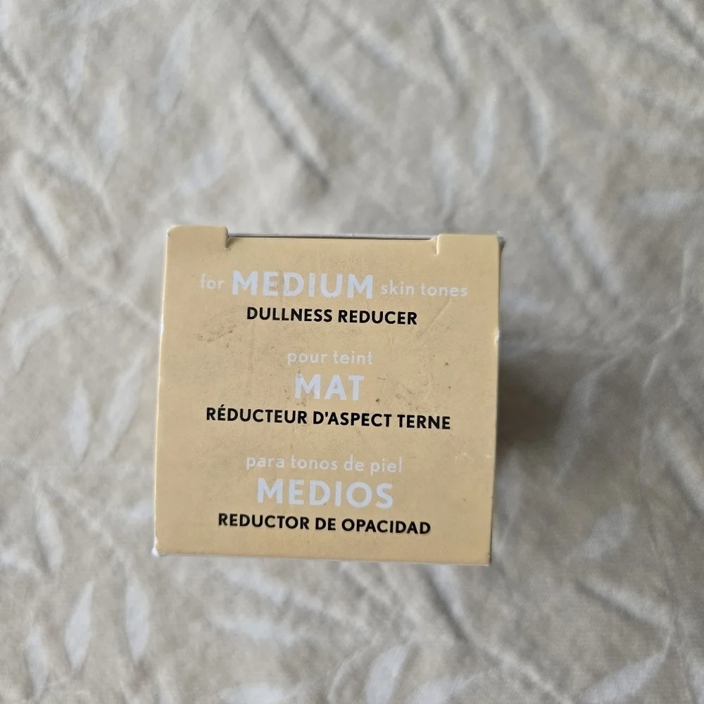 Covergirl Color Correcting Serum Moisturizer Primer - Medium Skin Tone